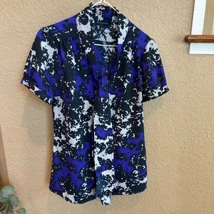 Women’s Bananas Republic Short Sleeve Button Down Blouse.  Size X-Small.